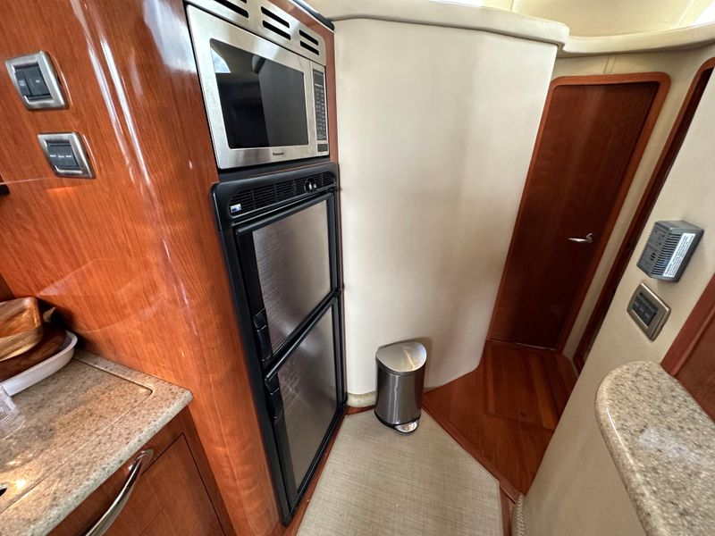 2004 Sea Ray 450 Express Bridge