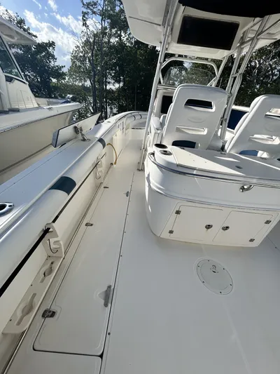 Crank It Up Yacht Photos Pics Interior view of a 2006 Boston Whaler 320 Outrage boat.