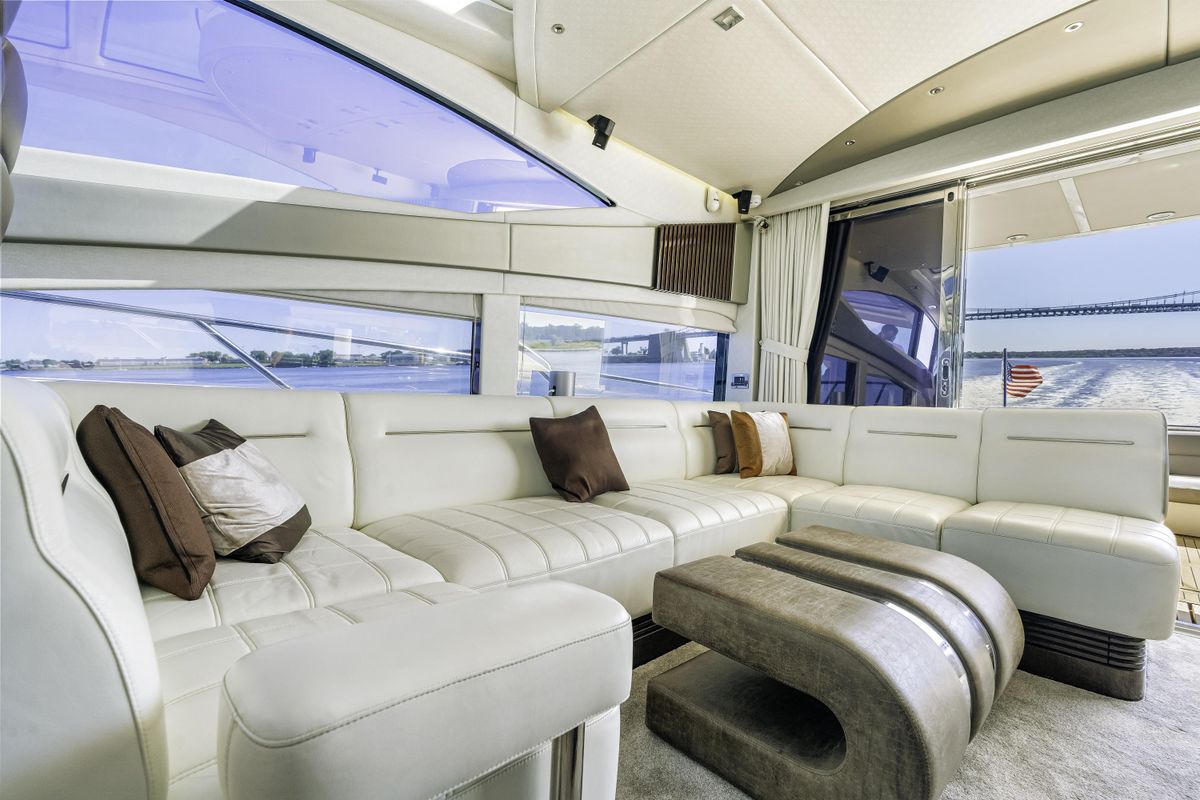 2014 Sunseeker 68 