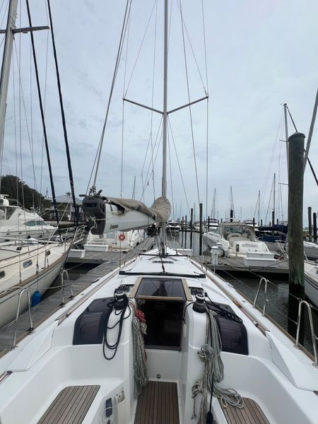 2014 Jeanneau Sun Odyssey 379