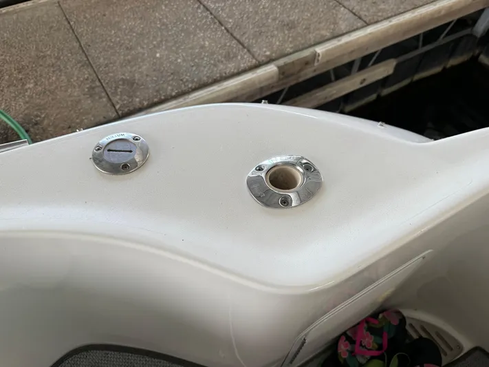 Jet Lag Yacht Photos Pics 1999 Sea Ray 400 Sedan Bridge deck fittings and water inlet.