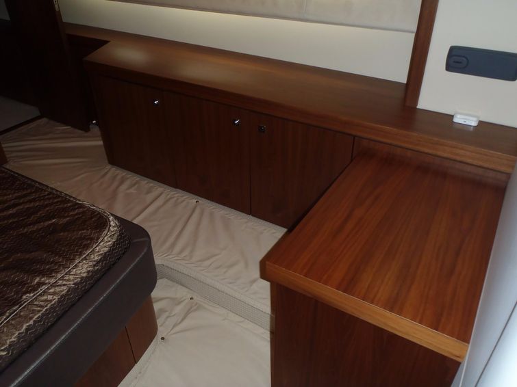 2014-63-sunseeker-manhattan-63
