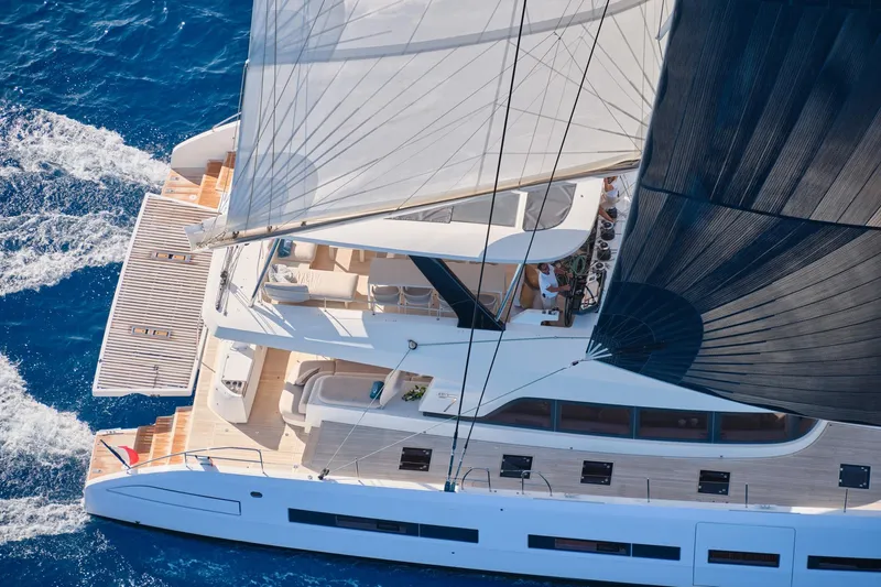  Yacht Photos Pics Aerial view