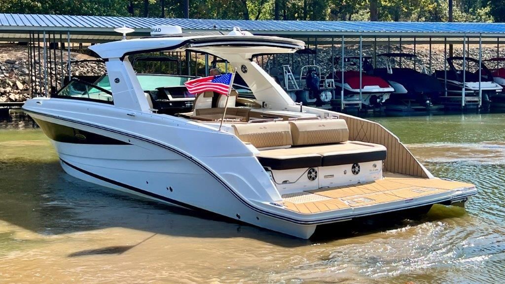 2024 Sea Ray 400 SLX