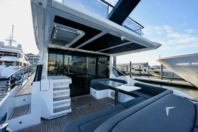 Amf Yacht Photos Pics 