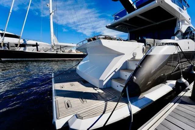 Amf Yacht Photos Pics 