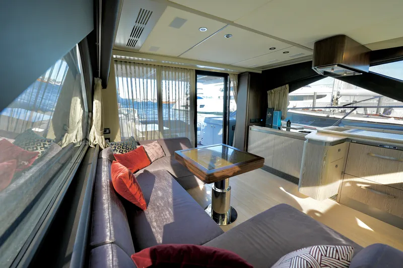 Amf Yacht Photos Pics 