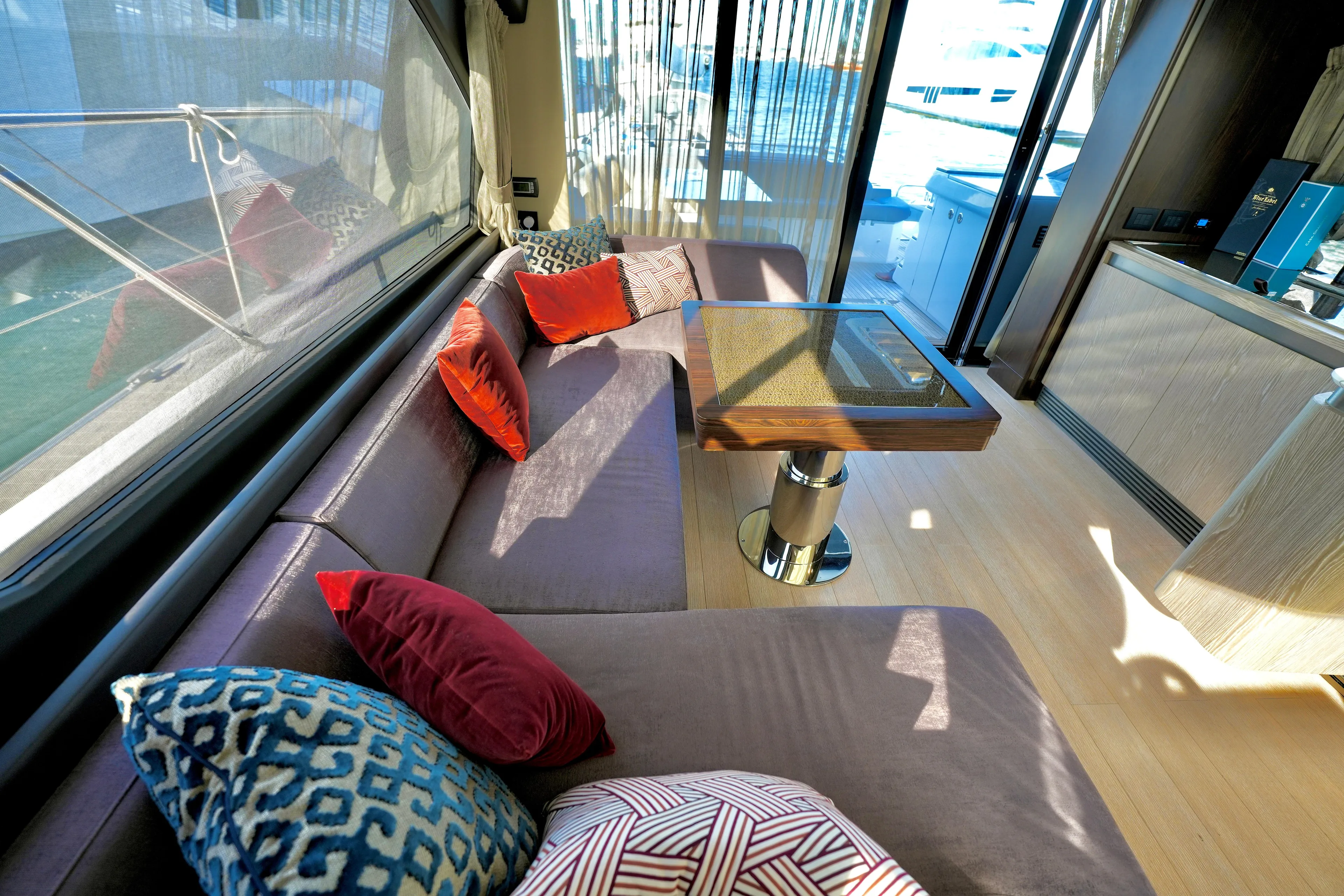 Amf Yacht Photos Pics 