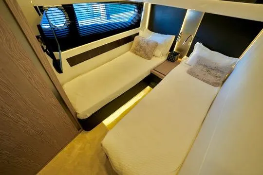 Amf Yacht Photos Pics 