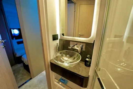 Amf Yacht Photos Pics 