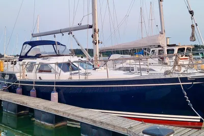 Nauticat 37