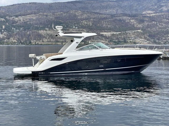 Andiamo Yacht Photos Pics 