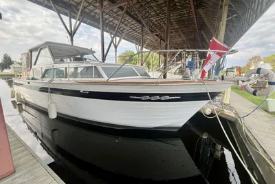 Chris-Craft Challenger 36
