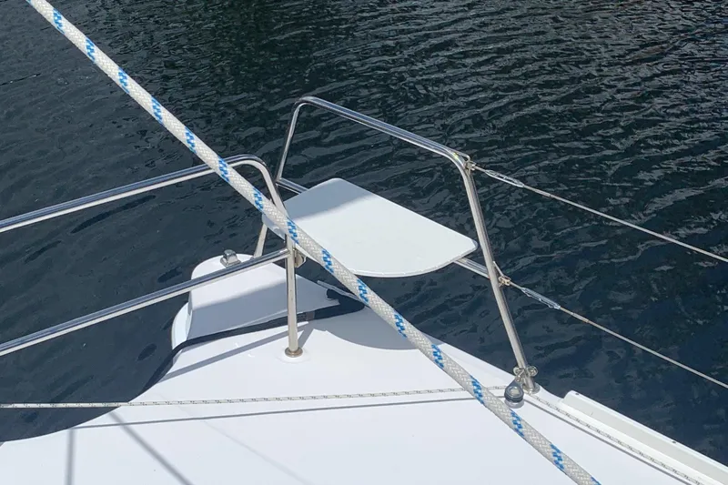 Vida Mar Yacht Photos Pics 