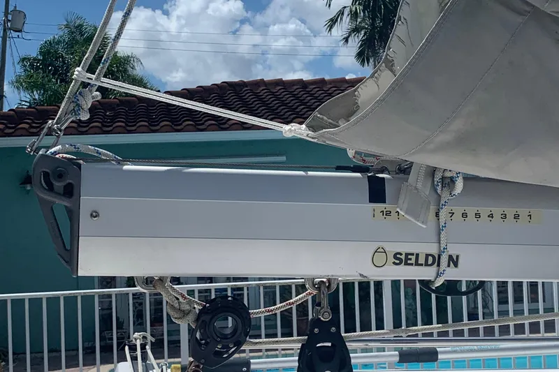 Vida Mar Yacht Photos Pics 