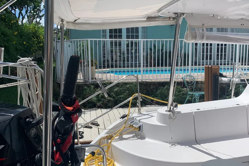 Vida Mar Yacht Photos Pics 