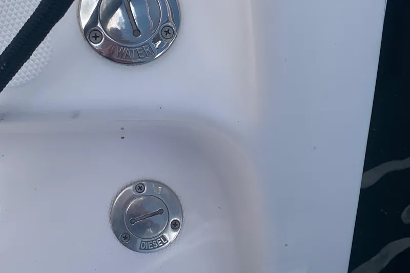 Vida Mar Yacht Photos Pics 