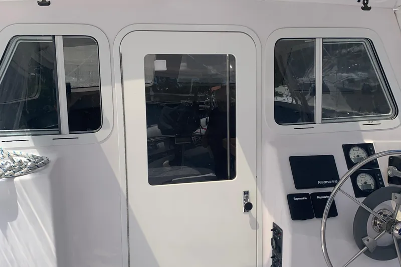 Vida Mar Yacht Photos Pics 