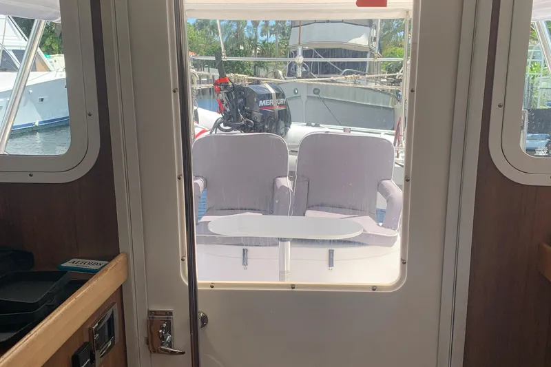 Vida Mar Yacht Photos Pics 