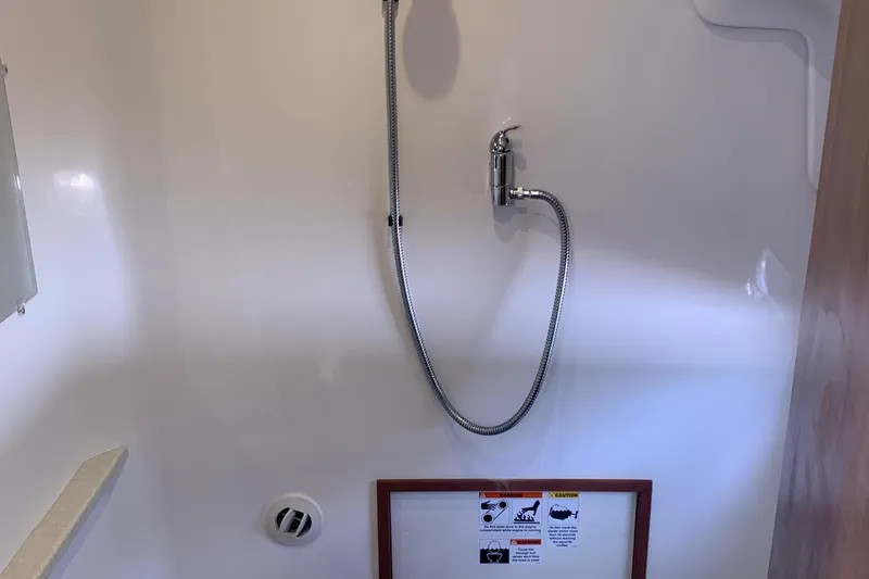 Vida Mar Yacht Photos Pics 