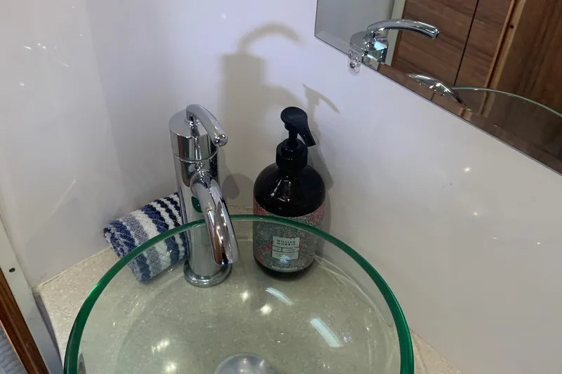 Vida Mar Yacht Photos Pics 