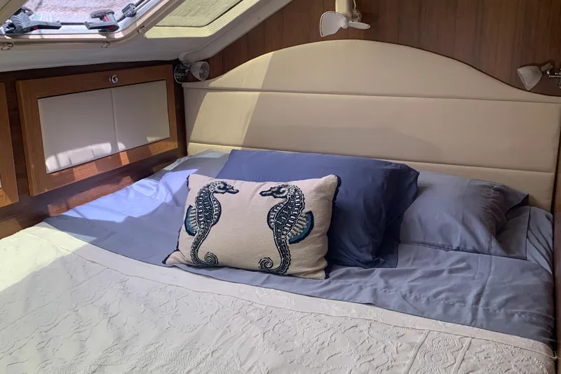 Vida Mar Yacht Photos Pics 