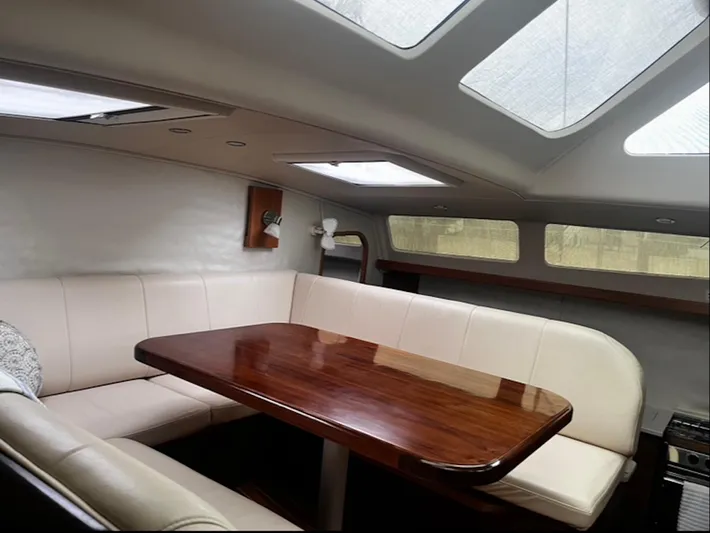 Vida Mar Yacht Photos Pics 