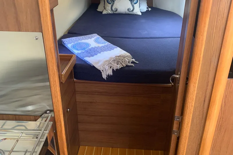 Vida Mar Yacht Photos Pics 