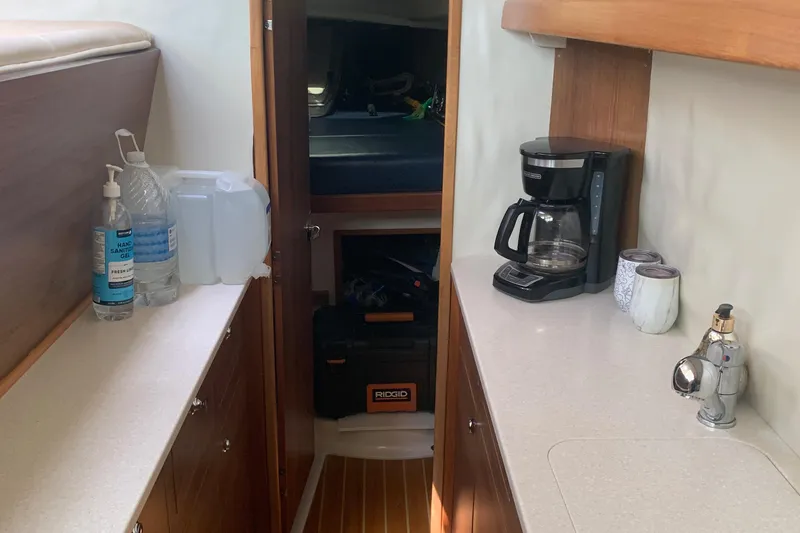 Vida Mar Yacht Photos Pics 