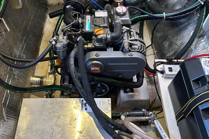 Vida Mar Yacht Photos Pics 