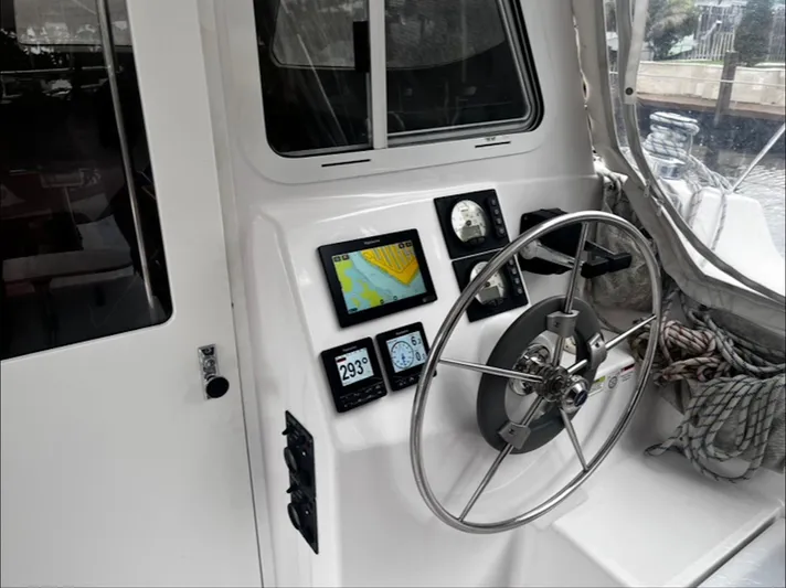 Vida Mar Yacht Photos Pics 