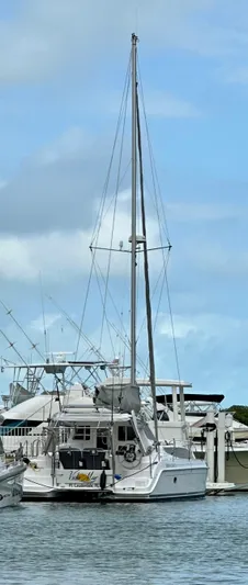 Vida Mar Yacht Photos Pics 