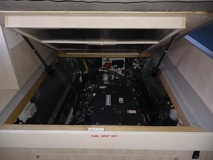 Whimsea II Yacht Photos Pics 