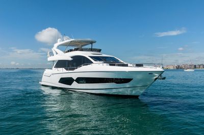 Yacht