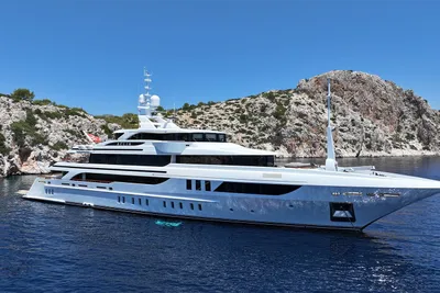 2015 Benetti .