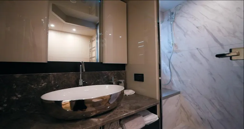 Self Made Yacht Photos Pics 