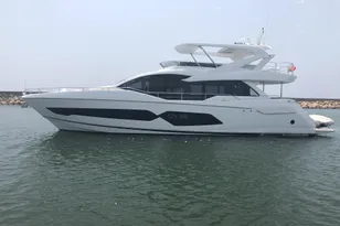 2019 Sunseeker 76 Yacht