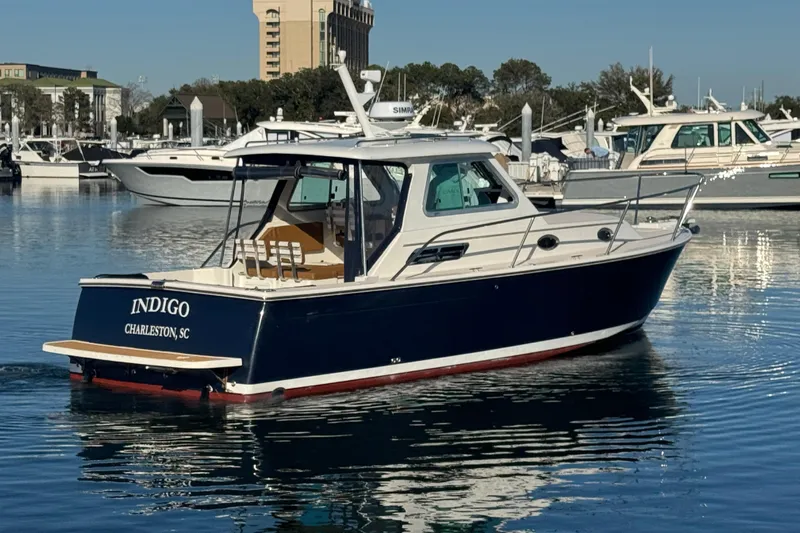 Indigo Yacht Photos Pics 2005 Back Cove 29 boat named Indigo in Charleston marina.