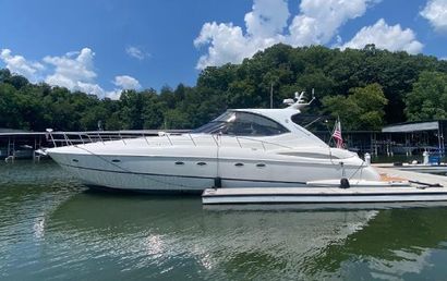 2004 54' Cruisers Yachts-540 Express Knoxville, TN, US