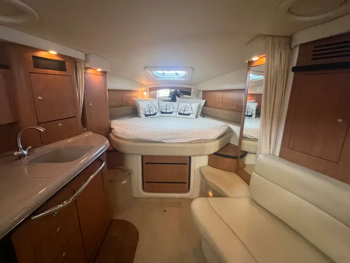 2006 Sea Ray 340 Sundancer Yacht Photos Pics 