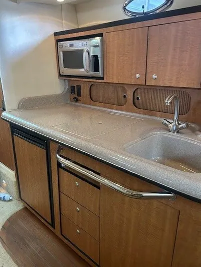 2006 Sea Ray 340 Sundancer Yacht Photos Pics 