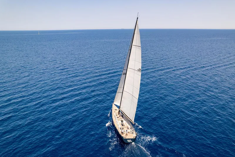 Dark Horse Yacht Photos Pics 
