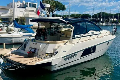 2015 Cranchi M38
