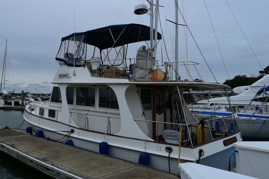 1996 Grand Banks Europa