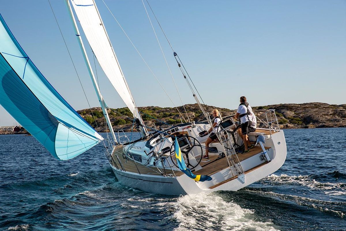 2020 Arcona 43 