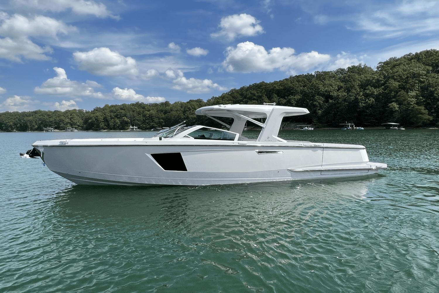 2024 Aviara AV40 Runabout for sale - YachtWorld