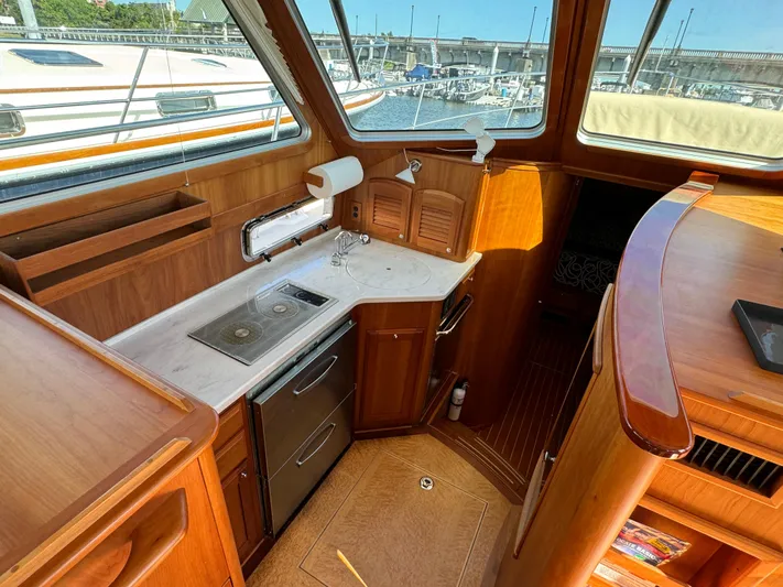 Kokomo Yacht Photos Pics 