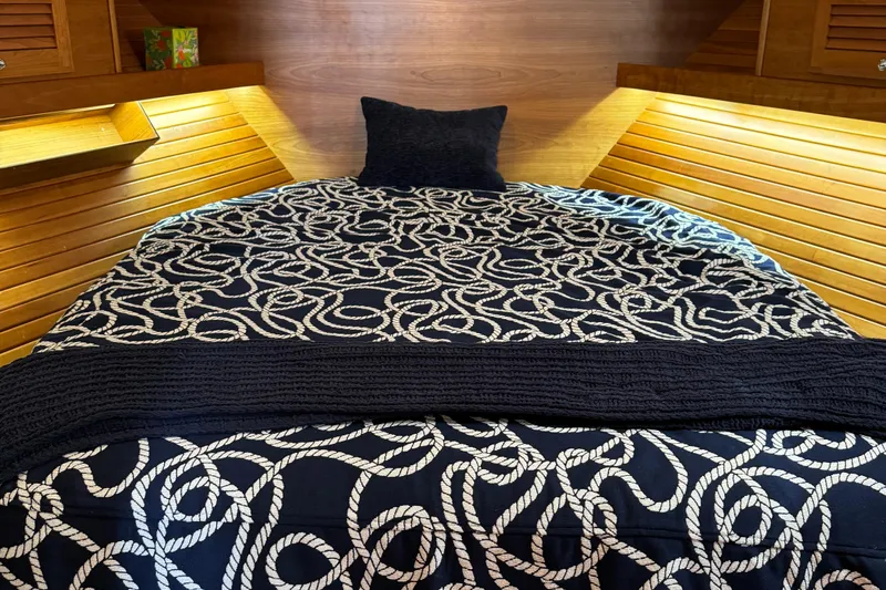 Kokomo Yacht Photos Pics 