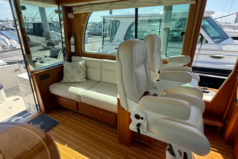 Kokomo Yacht Photos Pics 