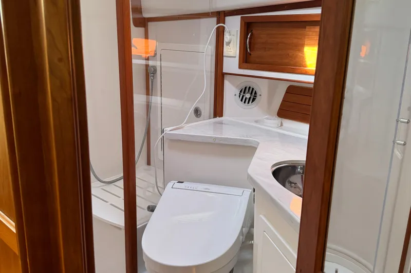 Kokomo Yacht Photos Pics 